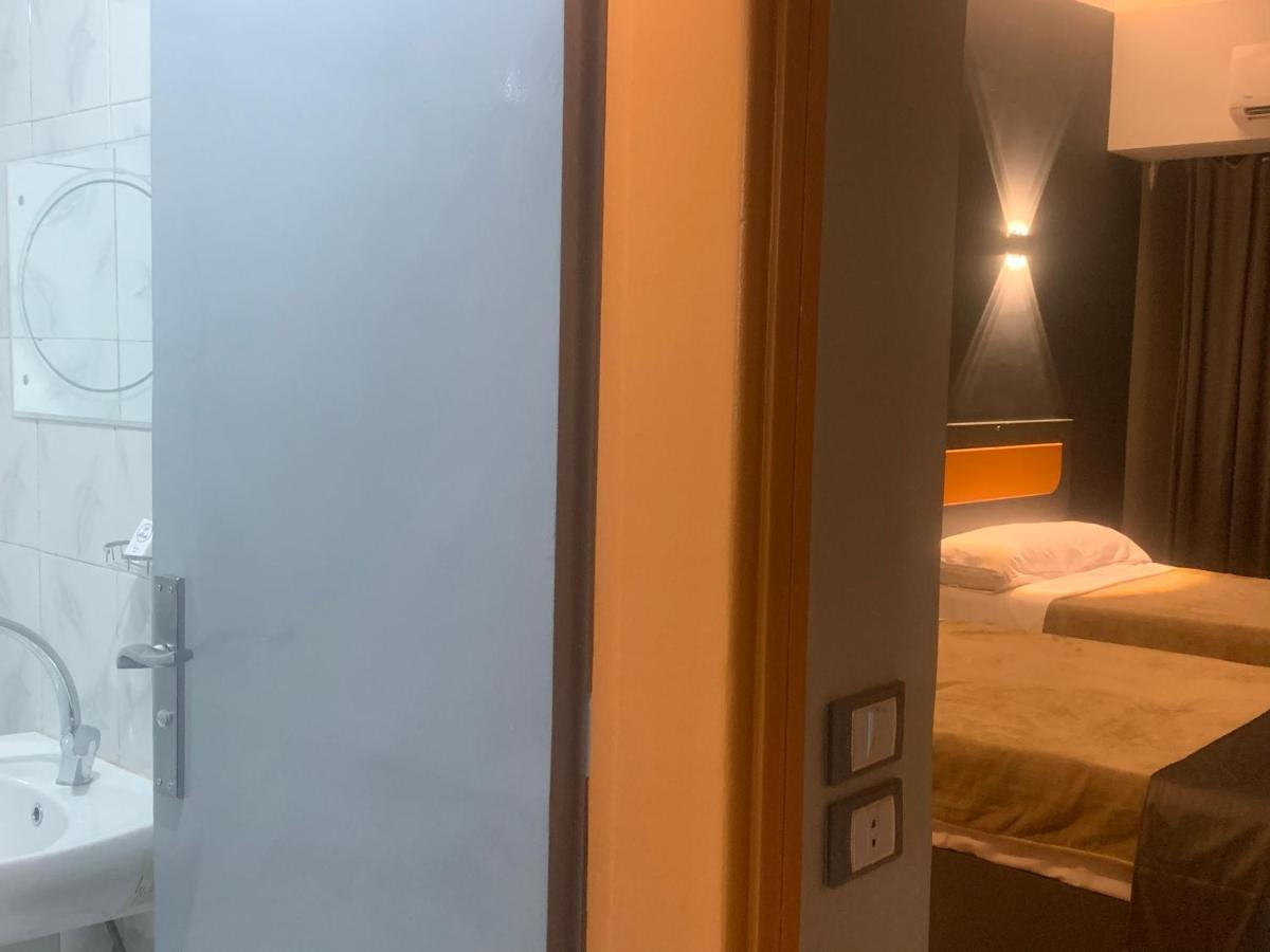 Qinā Royal Hotel المظهر الخارجي الصورة