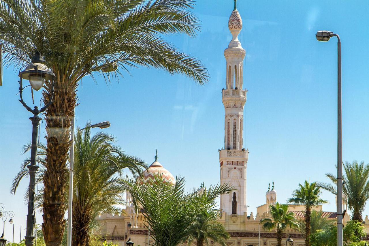 Qinā Royal Hotel المظهر الخارجي الصورة